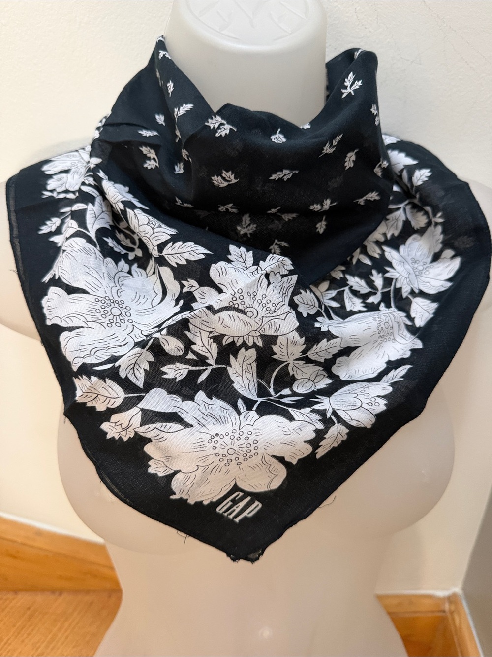 VTG GAP Black Bandana, neckerchief.  with White Floral Border Cotton.